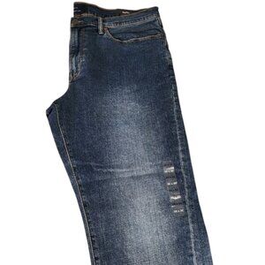 GAP GapFlex 38 x 32 NWT Mid Rise Slim Thigh Tapered Leg Men Jeans Blue